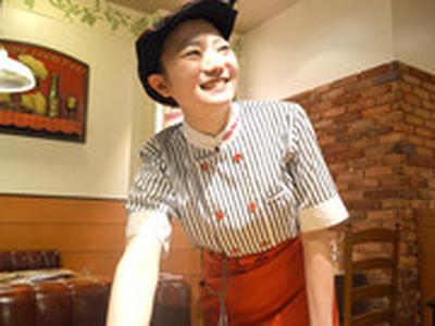 ジョリーパスタ 大正店2[JP0516］のアルバイト写真