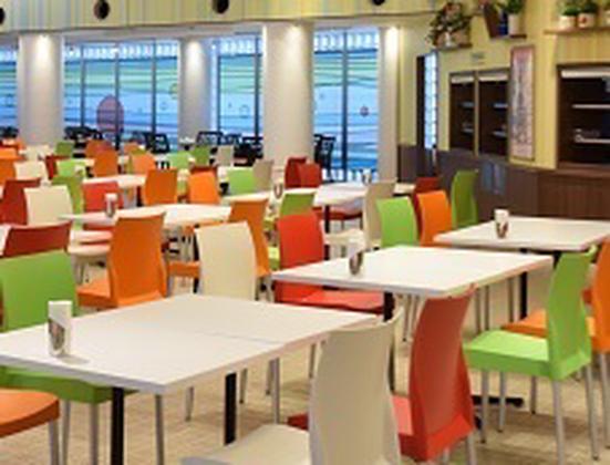 よみうりランド ラ・ピシーヌ[10093]のアルバイト写真