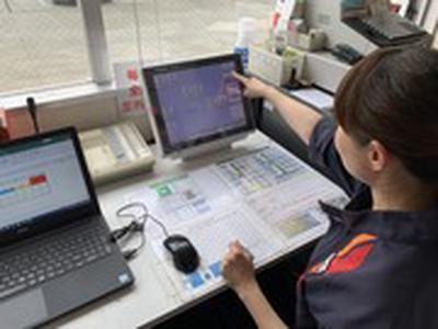 セルフスマイル越谷店のアルバイト写真