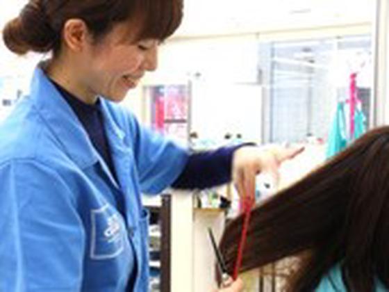 カットクラブ　嵐南店のアルバイト写真