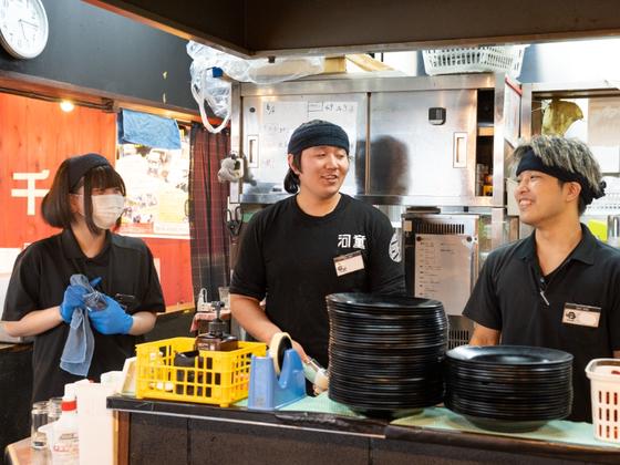 河童ラーメン本舗　千日前本店のアルバイト写真