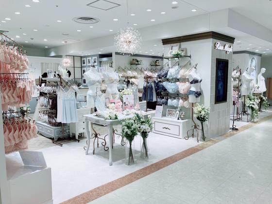 リサマリ　名古屋パルコ店のアルバイト写真