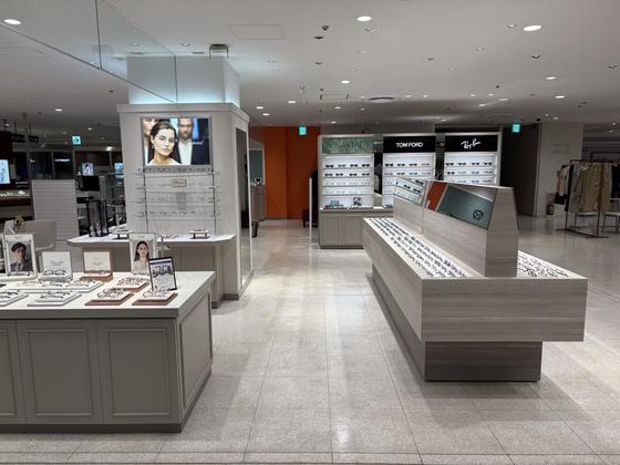 株式会社金鳳堂 高崎高島屋 メガネサロンのアルバイト写真