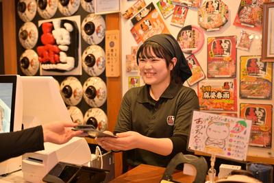 赤から函館昭和店（株式会社甲羅）ホールスタッフ[082]のアルバイト写真