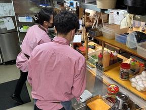 賄いあり、選べる勤務時間で働けるセントラルキッチンスタッフ募集。合同会社レオンのアルバイト写真