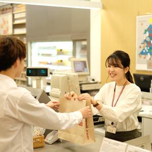 ■販売未経験の方も大歓迎！しっかりと研修いたします！