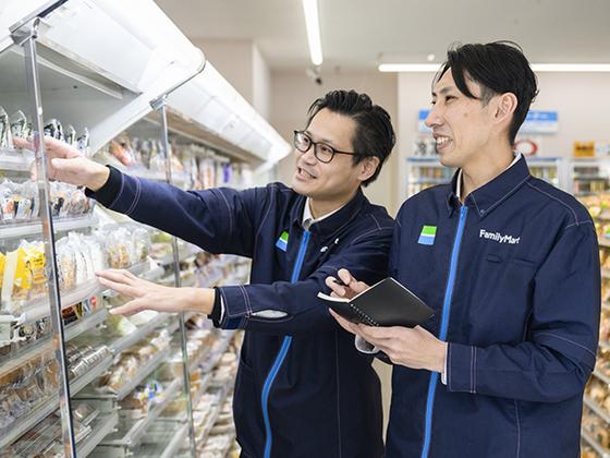 ファミリーマート敦賀マルハン店のアルバイト写真