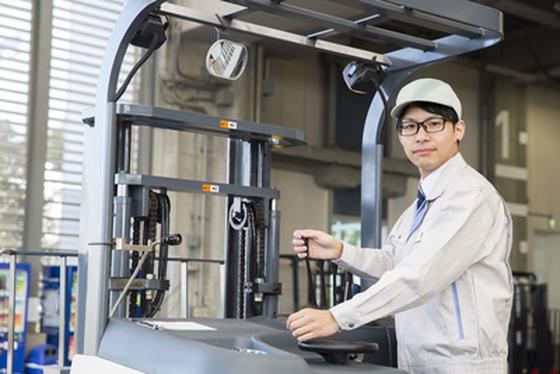 丸新港運株式会社 堺浜営業所（フォークリフトオペレータースタッフ）のアルバイト写真