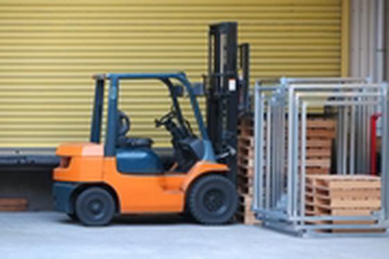 丸新港運株式会社 堺浜営業所（フォークリフトオペレータースタッフ）のアルバイト写真