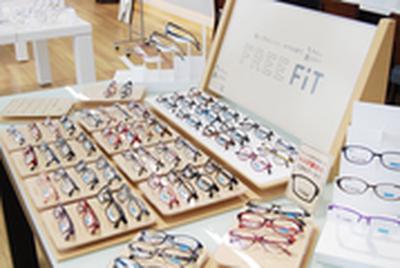 眼鏡市場 新座店(フルタイム)のアルバイト写真
