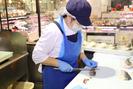 クイーンズ伊勢丹 小石川店/【アルバイト】鮮魚・水産加工スタッフ/夕番+遅番のアルバイト写真