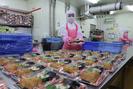 クイーンズ伊勢丹浜松町店/(パート)デリカ製造・レジ接客・食品の品出しスタッフ(オープニング)/中番のアルバイト写真