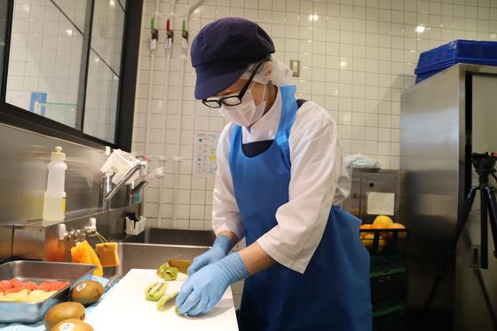 クイーンズ伊勢丹 笹塚店/【パート】青果スタッフ/遅番のアルバイト写真