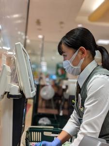クイーンズ伊勢丹 武蔵境店/【パート】レジスタッフ/遅番のアルバイト写真