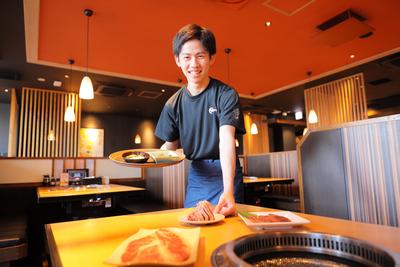 <NEW OPEN>焼肉きんぐ 富士吉田店(土日祝スタッフ)のアルバイト写真