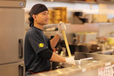きゃべとんラーメン 横浜青葉台店(留学生スタッフ)のアルバイト写真