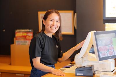 <NEW OPEN>焼肉きんぐ 磐田店(ホールスタッフ)のアルバイト写真