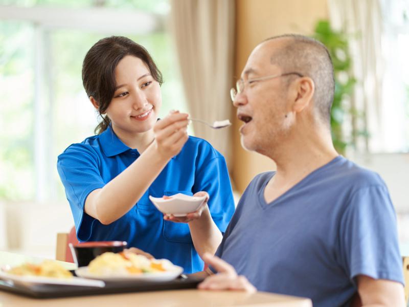 介護業界で長く活躍してほしいからこそ、もっと働き方に選択肢を！