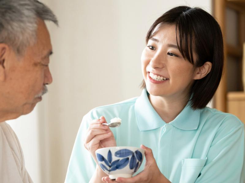 介護業界で長く活躍してほしいからこそ、もっと働き方に選択肢を！