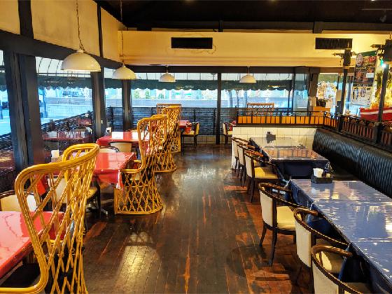 レストラン・オークラ 本店(ホールスタッフ)のアルバイト写真