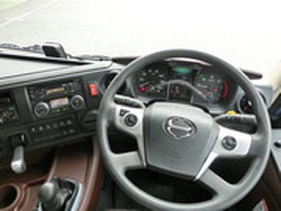 西本急送株式会社_大型トラックドライバーのアルバイト写真