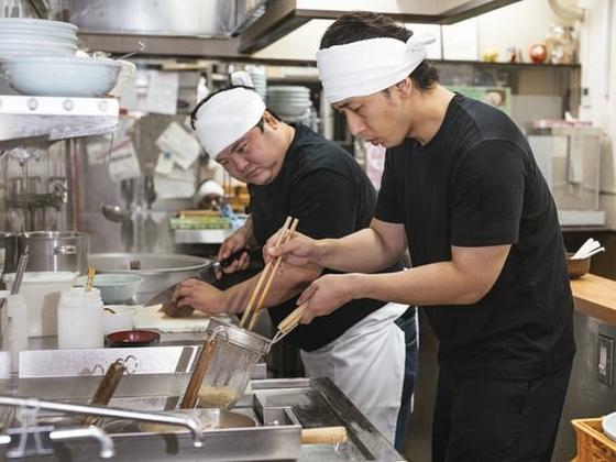 日高屋 新潟駅万代口店_03のアルバイト写真