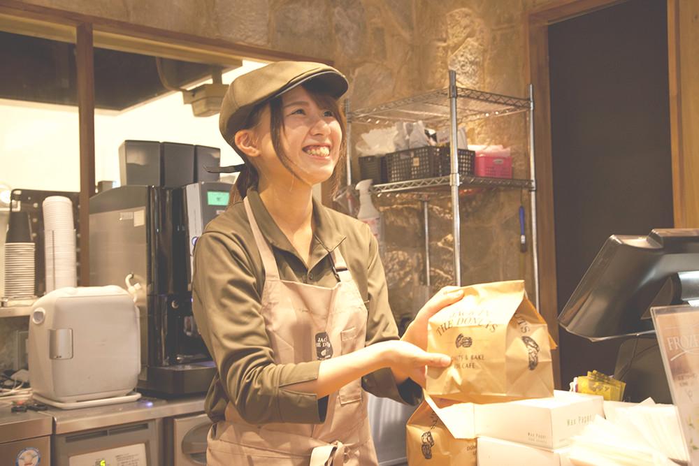 JACK IN THE DONUTS イーアス沖縄豊崎店の求人画像