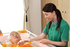 パナソニック エイジフリーケアセンターとよなか 訪問入浴の看護師(パート) (2607)のアルバイト