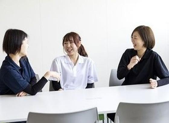 ファイズオペレーションズ株式会社(勤務地：EF久山/千早駅から無料送迎有)/HW405のアルバイト写真