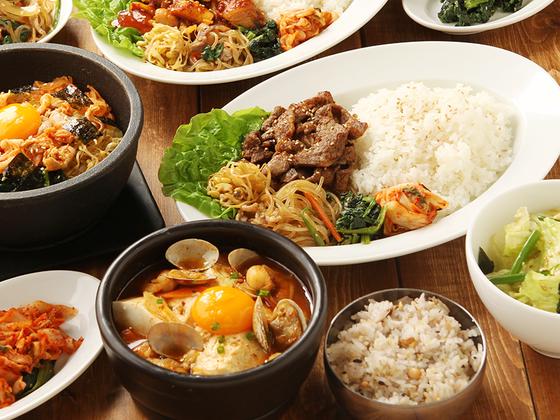 明洞食堂 イオンモール幕張新都心店のアルバイト写真