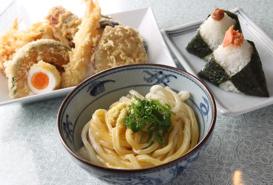 宮武讃岐うどん　阪急三番街店のアルバイト写真