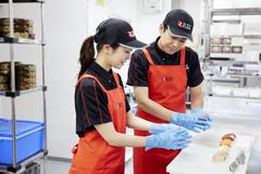 銀のさら・釜寅 佐賀店(メイク)のアルバイト