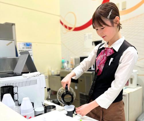 J-Cafe ジャンボ井原店のアルバイト写真