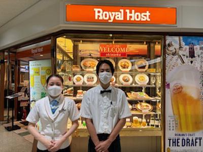 ロイヤルホスト那覇空港店/172804のアルバイト写真