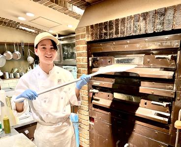 トラットリア ターボロ・ディ・フィオーリ新宿本店/330302のアルバイト写真