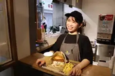 Lucky Rocky Chicken 代々木八幡店/304125のアルバイト写真