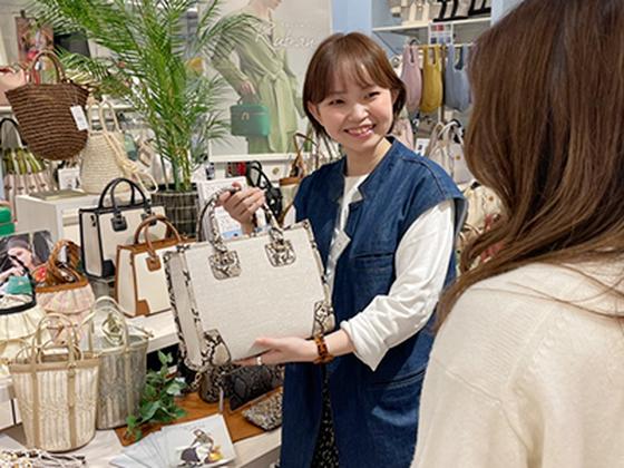 LAPAXWORLD(ラパックスワールド) 天草本渡店のアルバイト写真