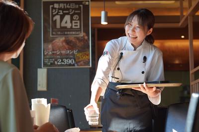 石焼ステーキ贅長岡古正寺店のアルバイト写真