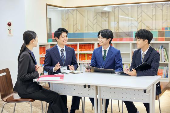 個別指導学院フリーステップ 北花田教室(学生対象)のアルバイト写真