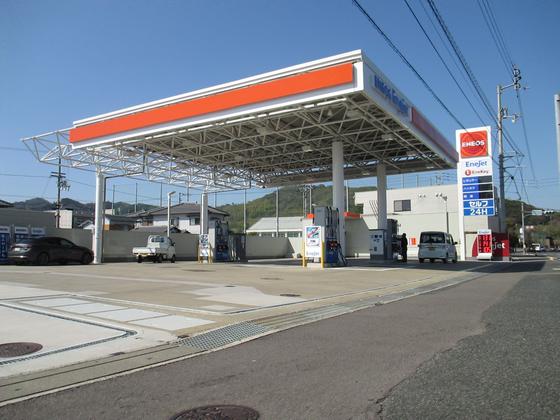 篠原石油株式会社 セルフ志度給油所のアルバイト写真
