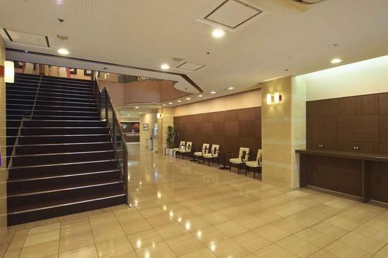 チサン ホテル 広島 フロントスタッフ（日勤フルタイム　パート・アルバイト）【55】のアルバイト写真