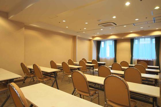  チサン ホテル 広島 フロントスタッフ（夜勤専属　パート・アルバイト）【55】のアルバイト写真