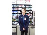 ファミリーマート ＪＲ新大阪駅前店のアルバイト写真1