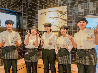 回転寿司 根室花まる 池袋店02【035】のアルバイト写真