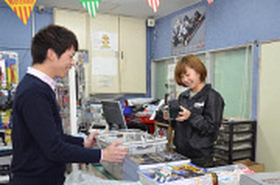 株式会社ストレート　寝屋川店のアルバイト写真