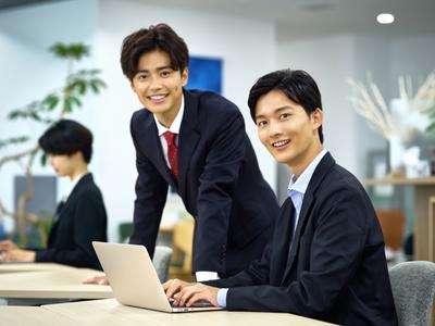 秀治株式会社/営業及び管理職兼務スタッフのアルバイト