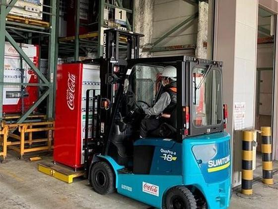 (株)シンクランホールディングス_EQ綾部_フォークリフト(出荷準備)のアルバイト写真