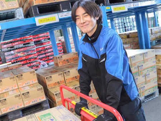 (株)シンクランホールディングス__久御山倉庫_ピッキング（日中）のアルバイト写真