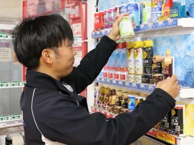 株式会社onEQuest EQ福岡(アルバイト)フォークリフト(35574)のアルバイト写真