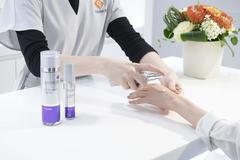 レジーナのアルバイト